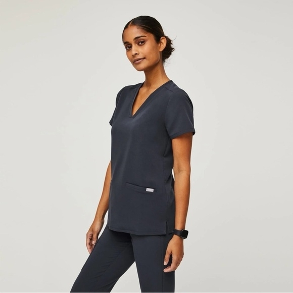 Figs Womens Night Sky Casma 3 Pocket Scrub Top